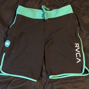 RVCA Eastern Board short